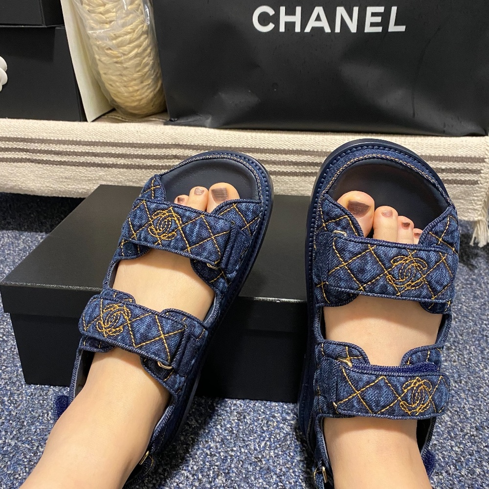 Chanel Denim Gold Quilted Cc Logo daddy sandal - Picture 4 of 13